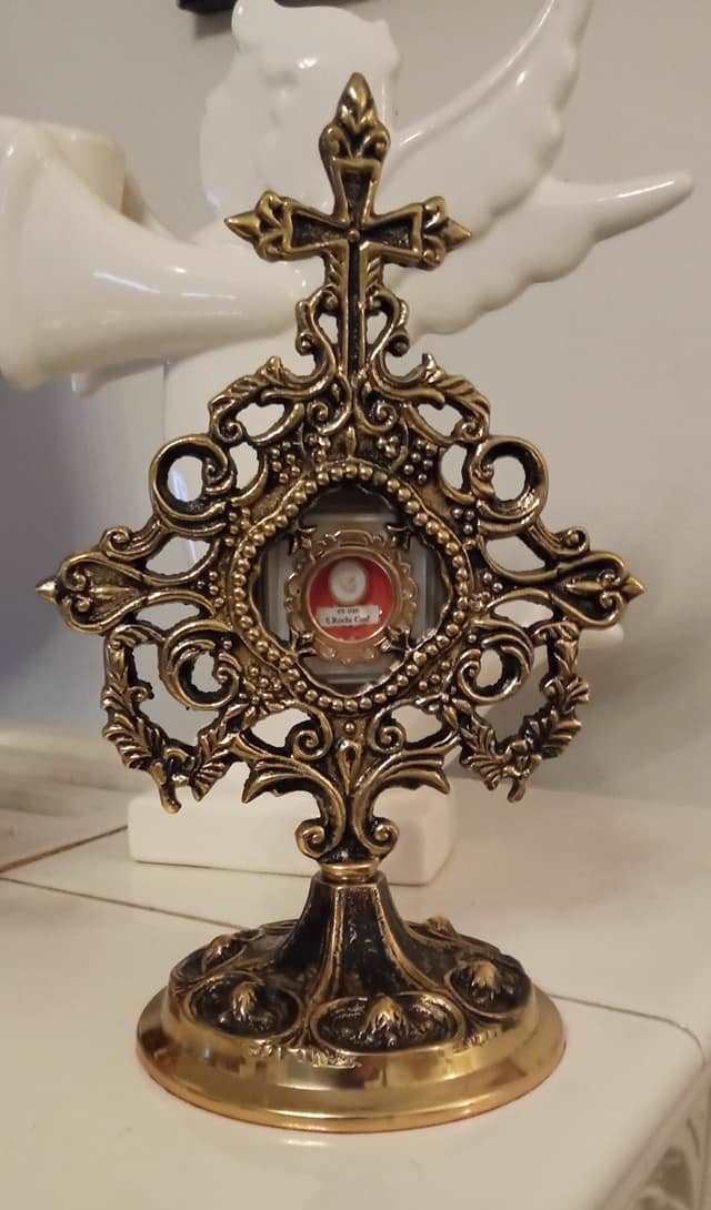 Relikwie św. Rocha
Dziękuję pani Teresie Marcińczyk z Długiego za fundację relikwiarza 
